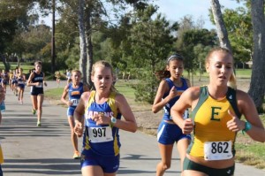 Amanda Stark ('14) running at Central Park with a time of 19:31.